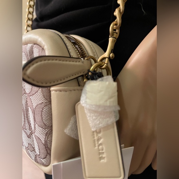 💎RARE NWT AUTHENTIC COACH Signature Jacquard Small Camera Bag💎 - Picture 16 of 16